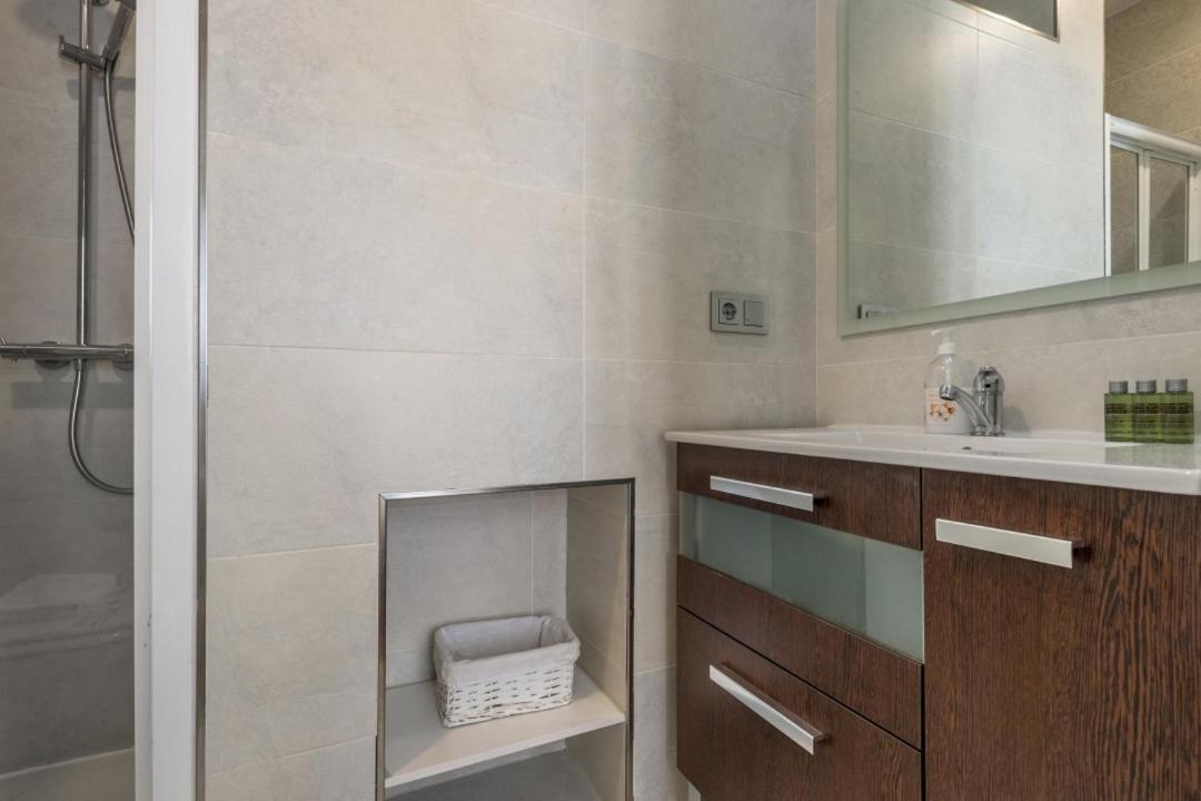 Minty Stay - Imperial 3Bd Madrid Exterior photo